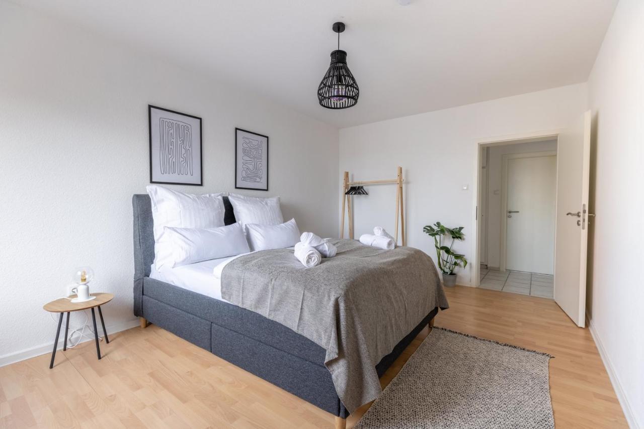Modernes Und Zentralgelegenes Apartment Mit Kueche, Netflix, Und Balkon Duisburg Buitenkant foto